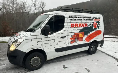 Polep firemní dodávky Dravastav na klíč – od návrhu až po instalaci