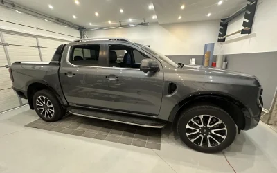 Ford F150 Platinum – Ochranný polep PPF fólií značky Stek na boky a předek